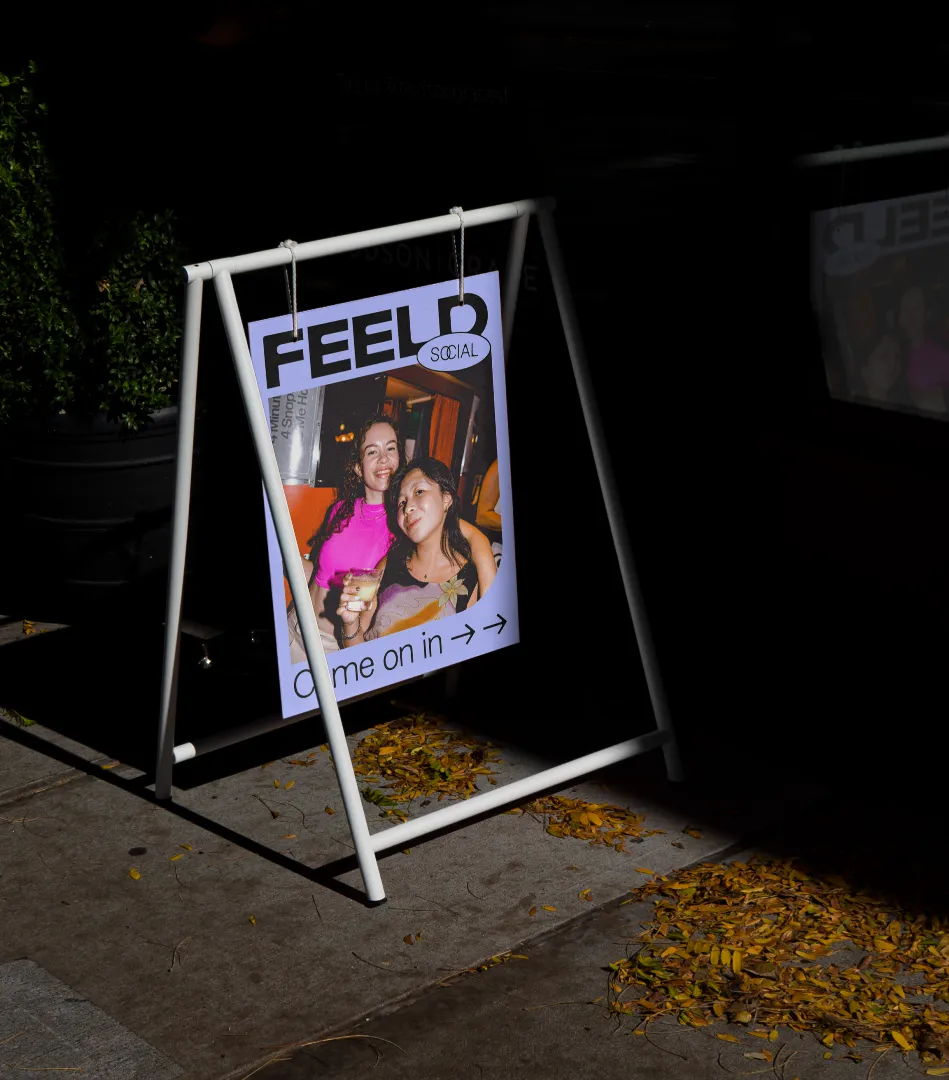 Field advertising board